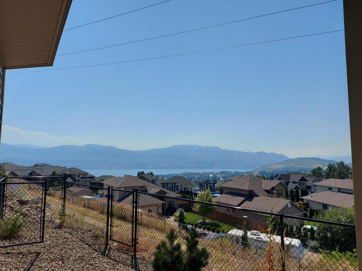 Peaceful And Spacious Lake View West Kelowna Eksteriør billede